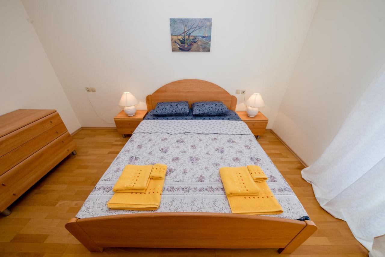 Nikolina Rab Apartments ラブ エクステリア 写真